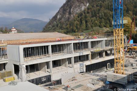 Ogled gradbišča nove Osnovne šole Frana Albrehta in seznanitev s potekom del občinskih svetnikov (29)